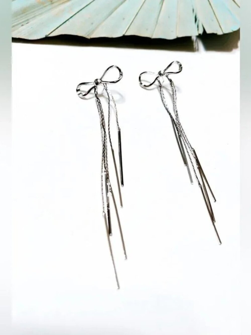 Silverbowdangleearrings112 - Picture 2 of 4